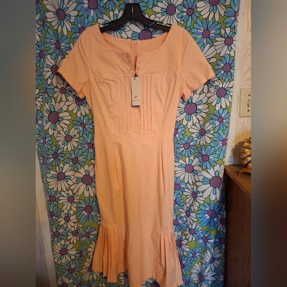 Gown Town dress, size S , color apricot. NWT.